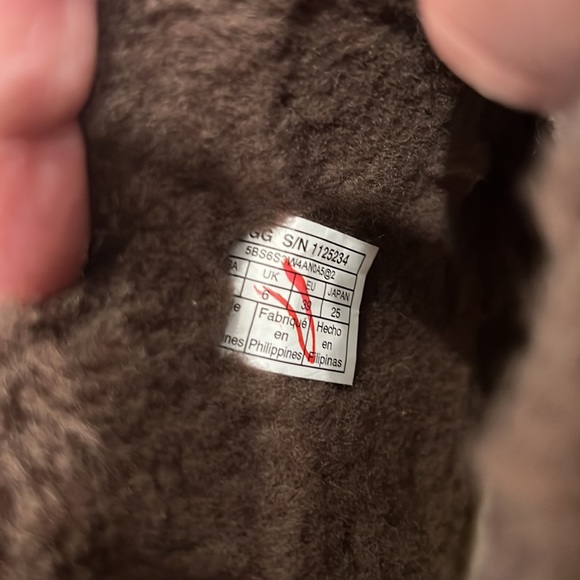 New UGG Bronze Classic Mini Metallic Sparkle Boots - Picture 12 of 12